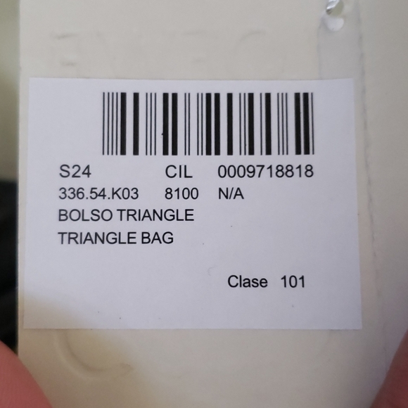 📣Loewe 🚨PRICE DROP🚨 RARE Black Bolso Triangle📣 - Picture 7 of 13